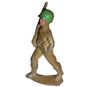 Vintage Manoil M157 Lead Toy Soldier Marching Rifleman Green Helmet 45/1